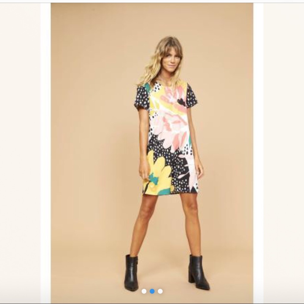 MinkPink Tropica T dress NWT size M